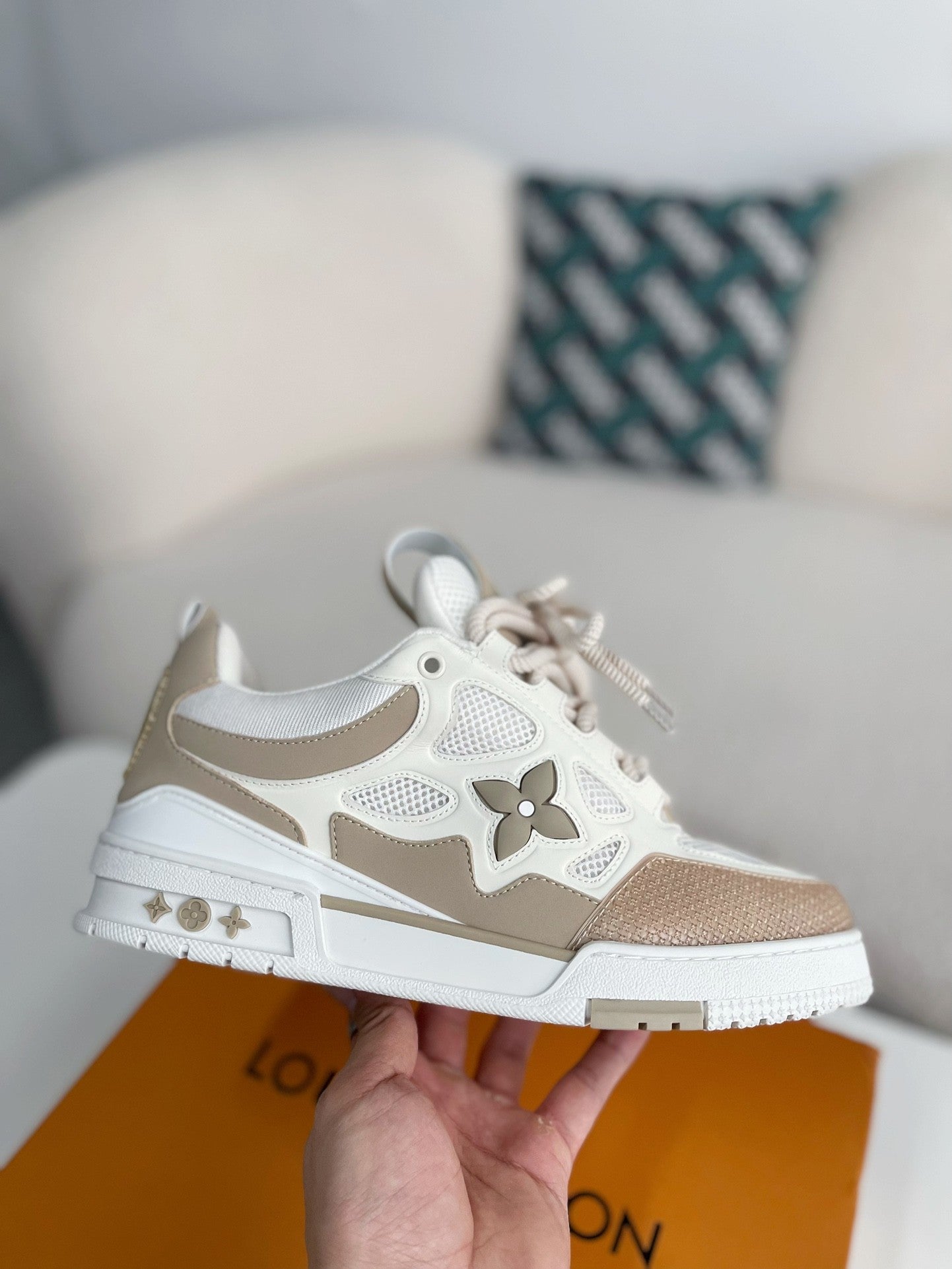 LOUIS VUITTON SKATE