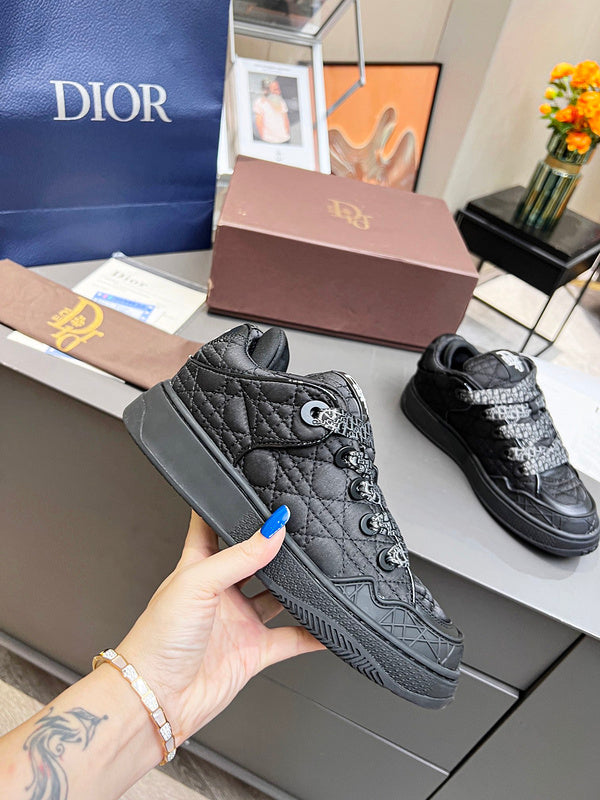 DIOR
