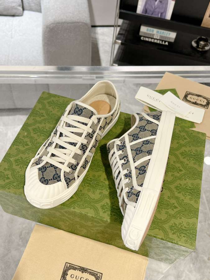 GUCCI SHOES